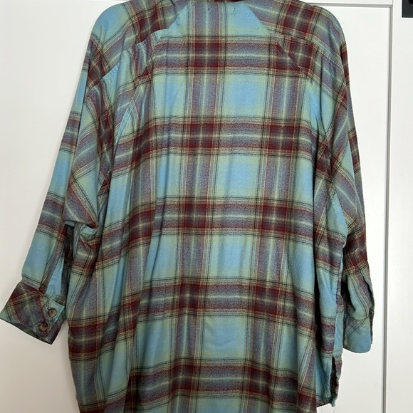 BDG Small Shacket - Picture 8 of 8